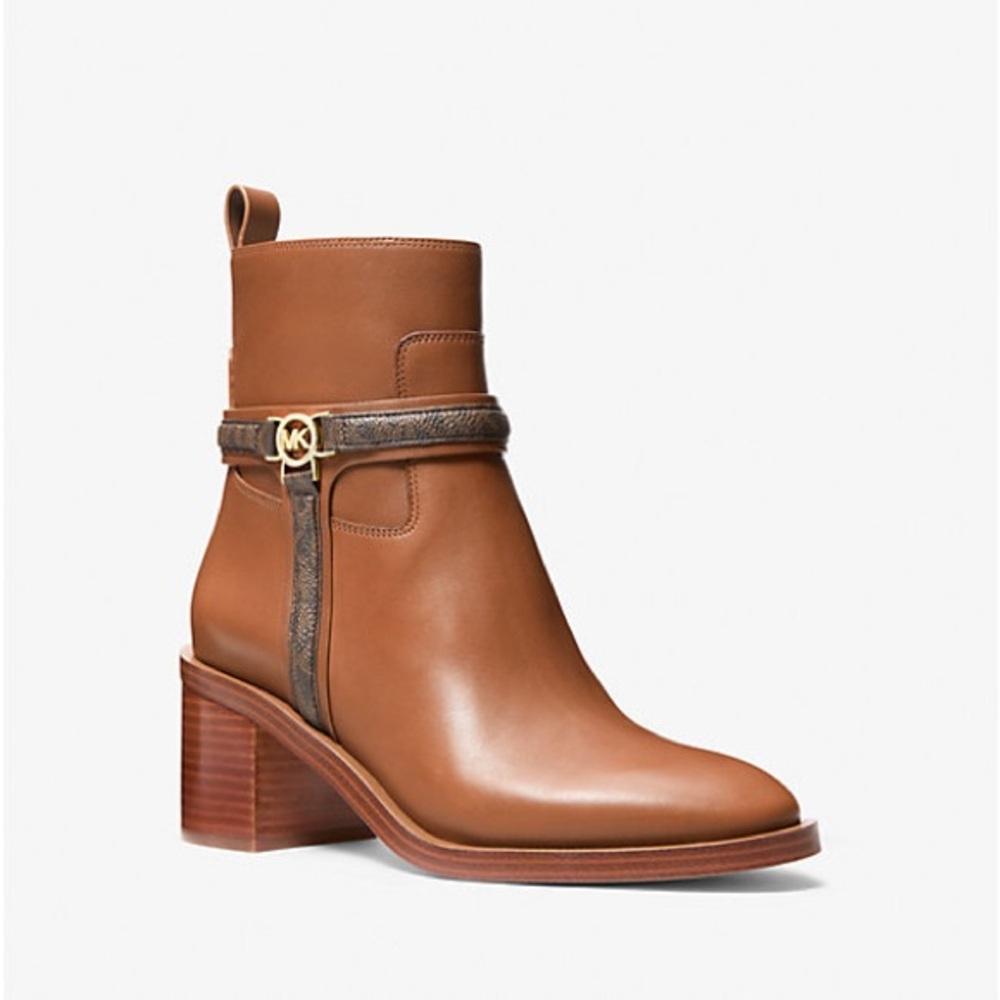 NWT With Box Michael Kors Mindy Leather and Signature Logo Trim Ankle Boot